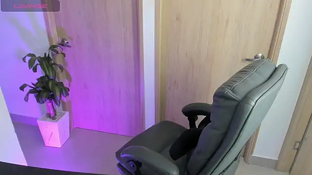 Danna_Diamond_