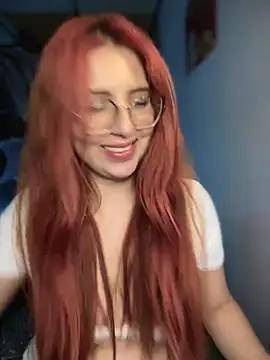 CoraVibes live cam preview