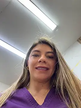 alicee16 live sex cam