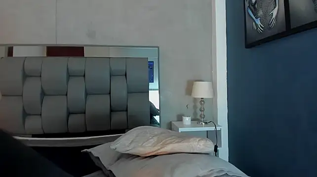 Charlie___Musk live cam on StripChat