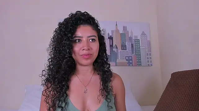 Tharawebstter live cam on StripChat