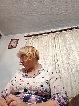 Elena_Beautiful784 live cam preview