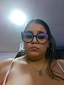 Bonny_rousse01 live cam on StripChat