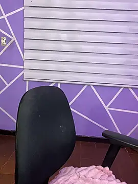 MiiaaJoness