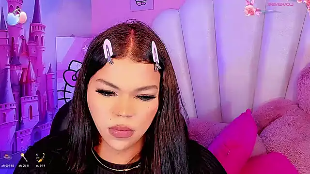 Keira_Fox31