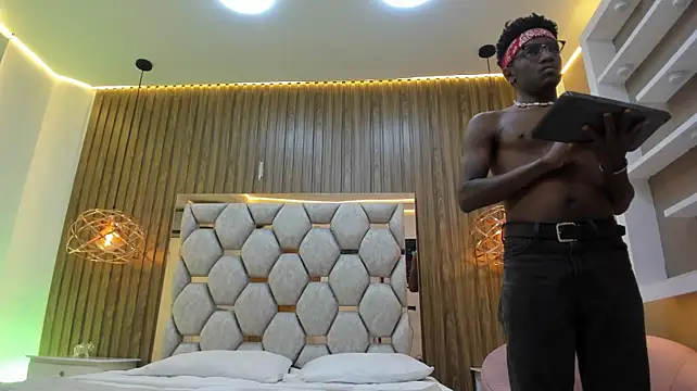 Eli_baruchel live sex cam