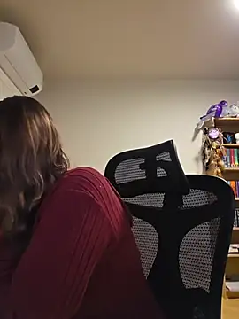 MiaRides19 live sex cam