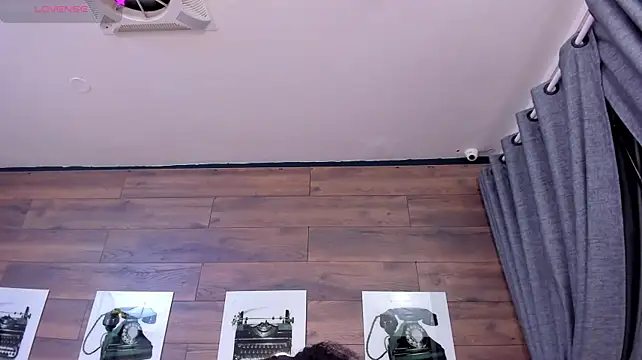 PechBri live sex cam