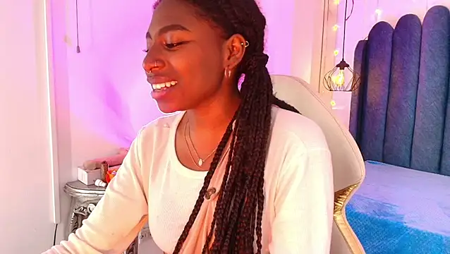 Queen_perla_