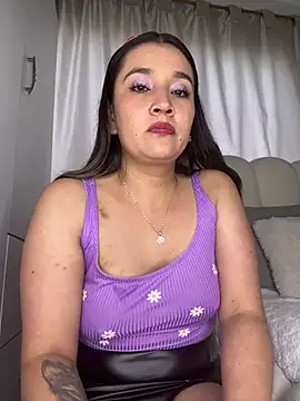 ChloeSaint_ webcam stripchat model stream image