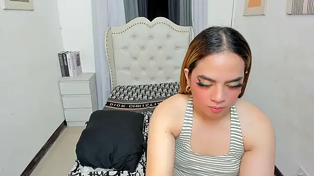 ElaraDeLuca