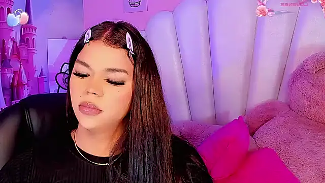 Keira_Fox31