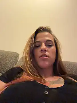 Luna_Lynn webcam