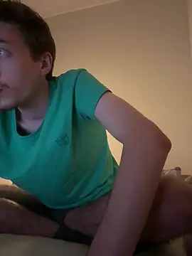 VelvetRagottiOG live sex cam
