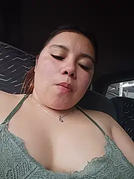 lucy_blush