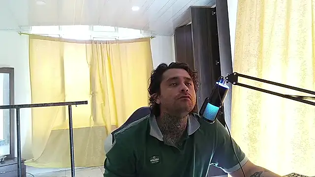 aronmiller404