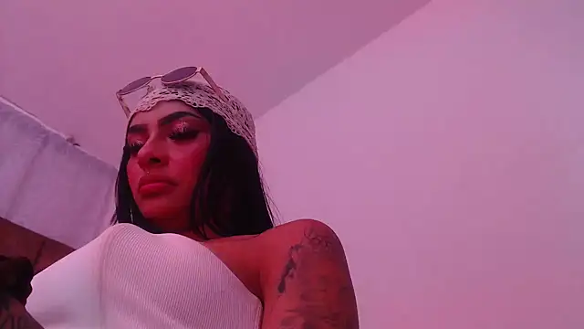 laylahotl