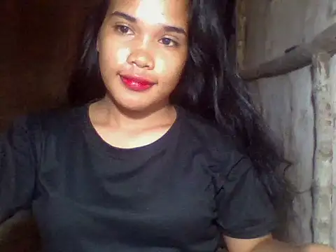 BigAssPinay19 live cam on StripChat
