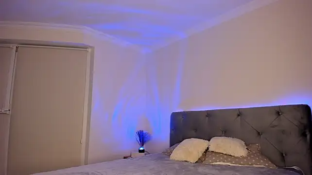 BellaStarr_
