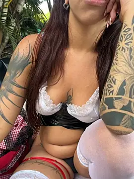 AliceMrtnz webcam