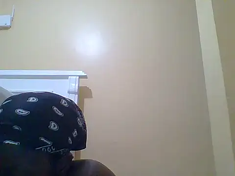 Sexybev webcam stripchat model stream image