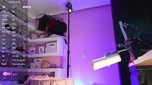 Mara-Bella live cam on StripChat