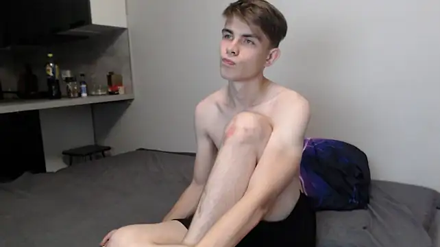 Student_Oliver live cam on StripChat