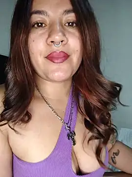 samm_curvy webcam stripchat model stream image