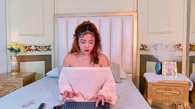 ArianaNovax