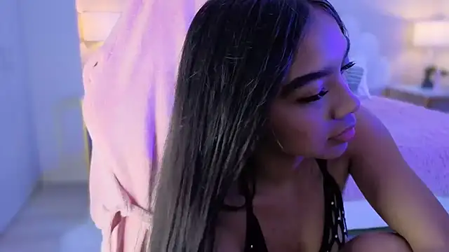 pocahontamoon webcam stripchat model stream image