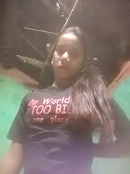Kaviya_hot