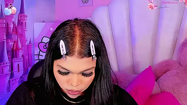 Keira_Fox31