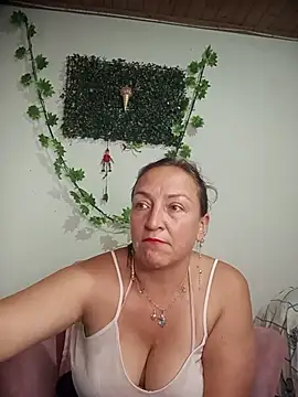 dangerous_milf live cam preview