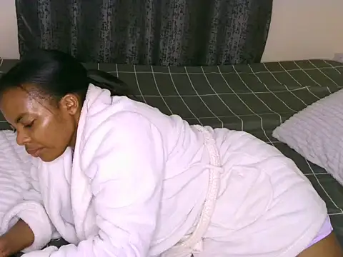 Bustycece