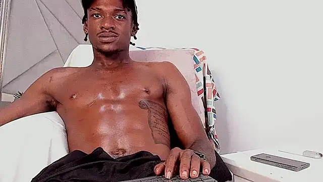 charliedamn (M twink) - dance with cum and oil
