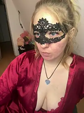 -CurvySecret-