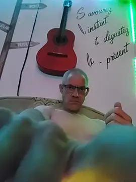 cjrrvjmooorewSghEtyGjky live sex cam