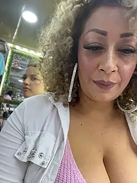 Katti_Barrera webcam