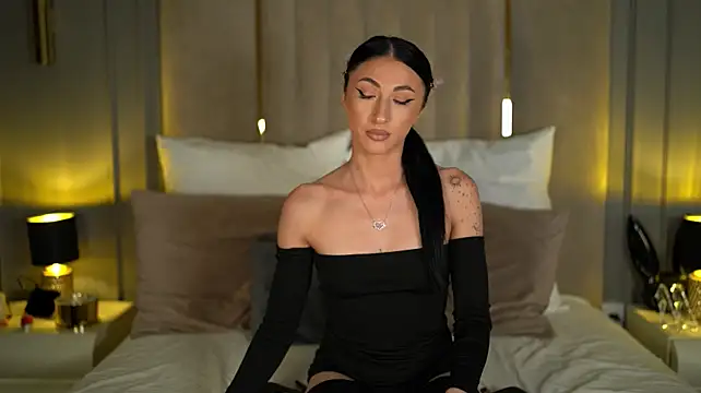 EllieJules webcam stripchat model stream image