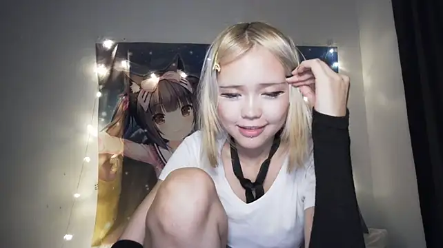KairiNox webcam stripchat model stream image