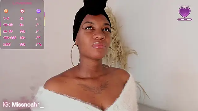 MissNoah_ webcam