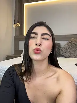 evelyn_hills