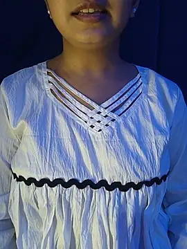 talkative_sofi