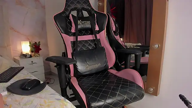 EvelynXSinclair