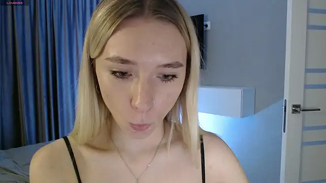 Emily_Hartt