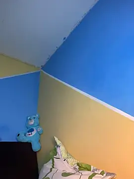 Laulin_TayyyX