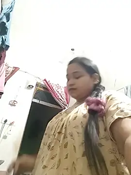 ninadi_hot
