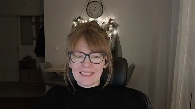 Aurora_Velvett_