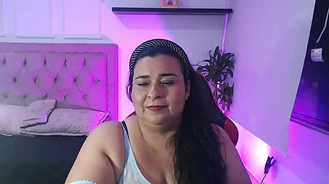 katiusca_rm webcam stripchat model stream image
