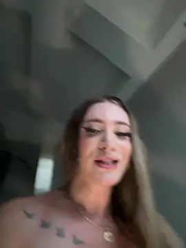 bunny_bicht live sex cam